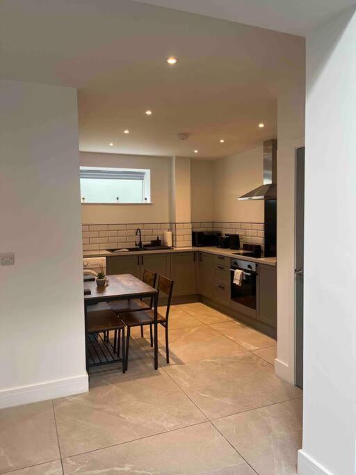 Entire Property In Downham Market, Serviced Accomodation Exterior foto