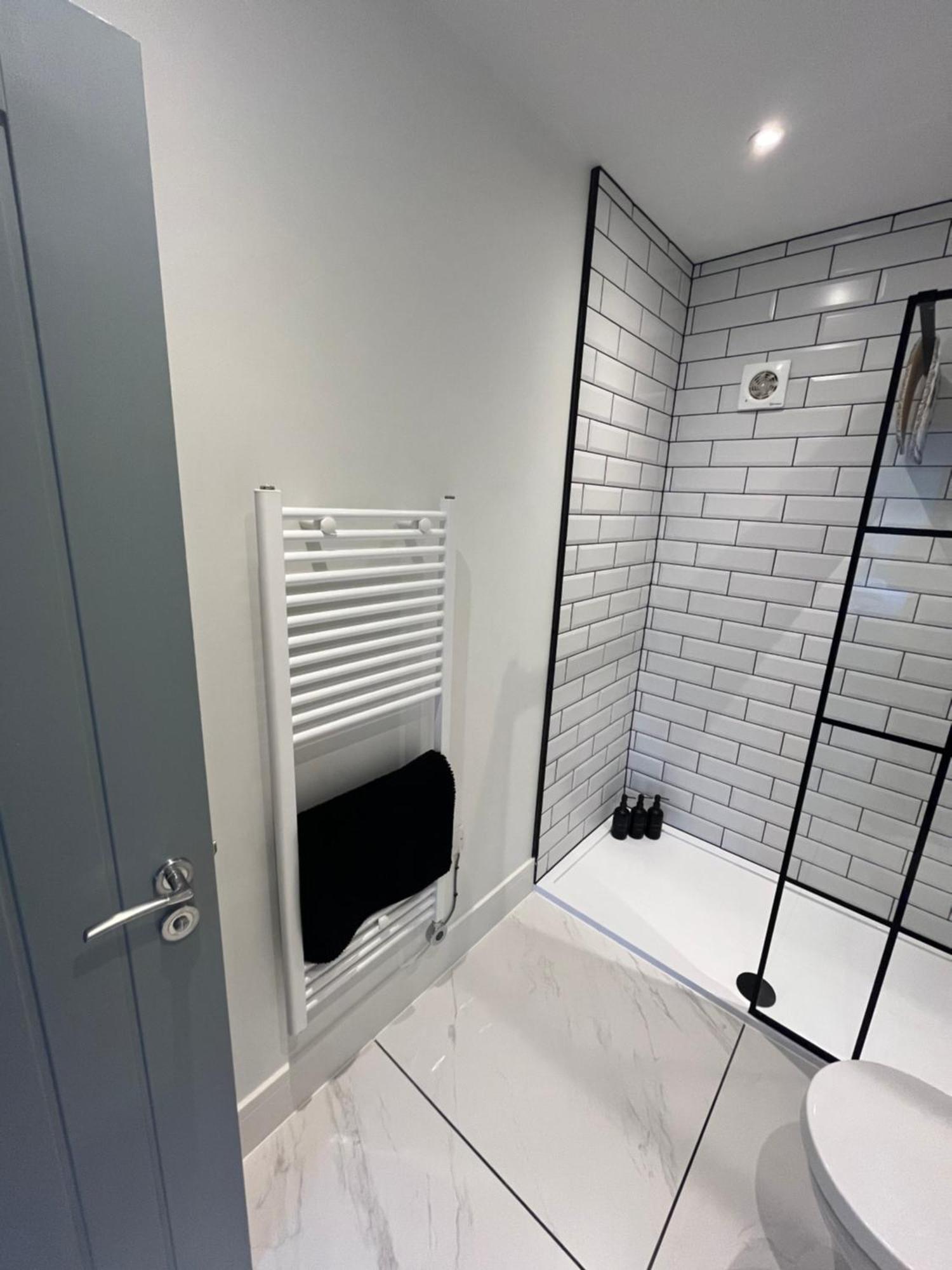 Entire Property In Downham Market, Serviced Accomodation Exterior foto